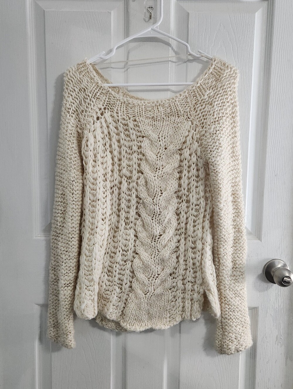 Free People cream thick chunky open cable knit sweater size small fisherman